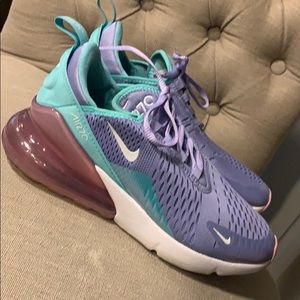 Nike air 270
